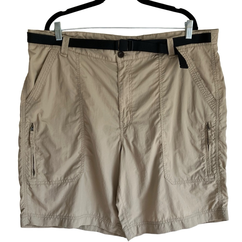 Chaps Flat Front Nylon Safari Shorts Zip Cargo Pockets Built-in Belt Tan Sz 42